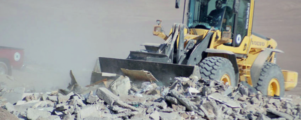 EN LA ACTUALIDAD EL MANEJO DE LOS residuos de la construcción y demolición (RCD) EN LA RM ES BÁSICAMENTE DE tipo lineal