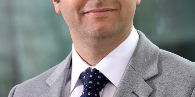 Es importante tener una industria más profesional y productiva